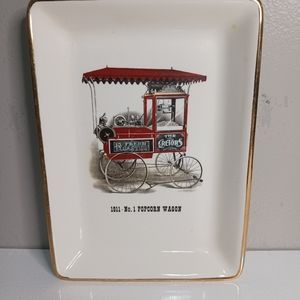 Serenaquel hanger with gold trim 5.5 in wide 7 in tall 1 in deep White